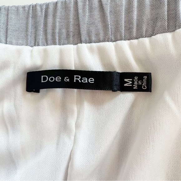 Doe & Rae Blue Gray Beachy Stripe Sleeveless Maxi Dress Size Medium - Picture 4 of 9